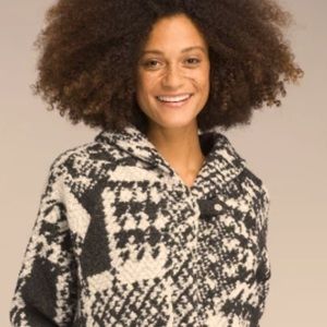 XS prAna women’s black and white wool jacket!!